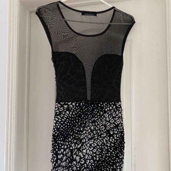 Mesh dress - Picture 2 of 2